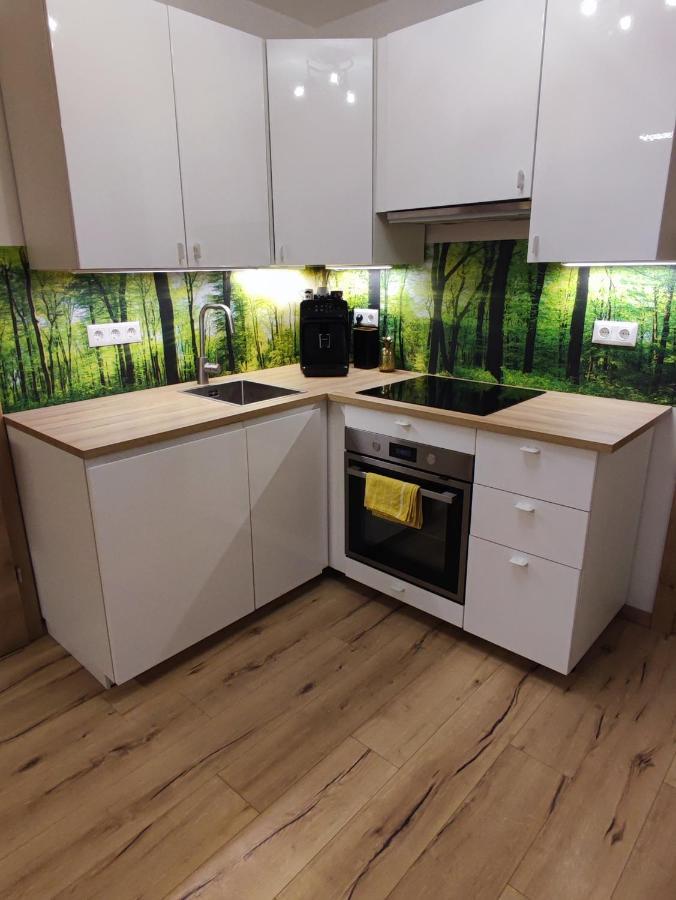 Schoene Wohnung Mit Terrasse Und Parkplatz フェルデン・アム・ヴェルターゼー エクステリア 写真